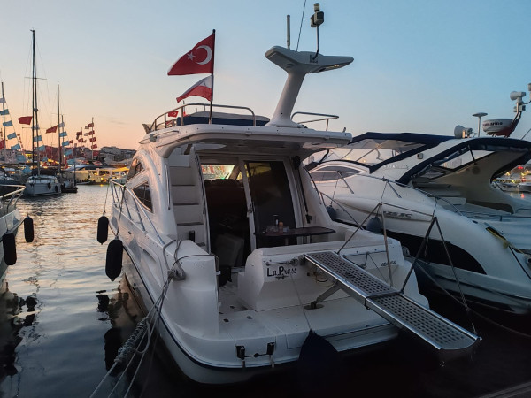 Pendik Marina Kalkışlı Yat Kiralama ve Organizasyon Turları